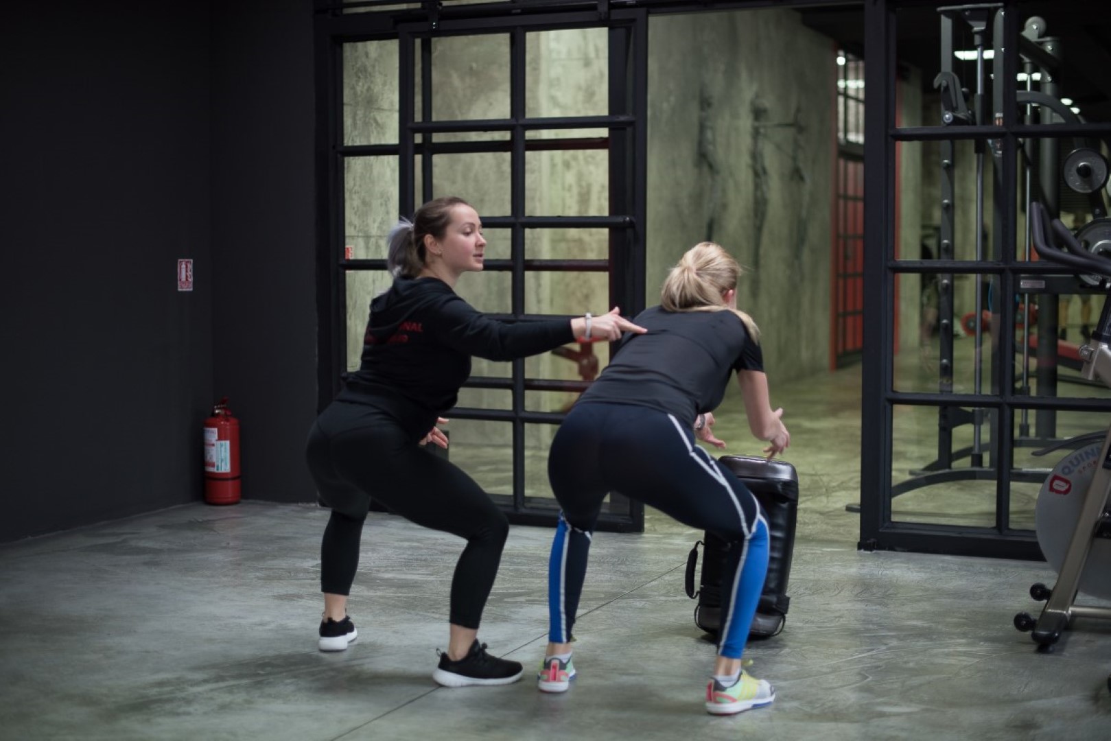 antrenament personalizat cu specialist în fitness în București